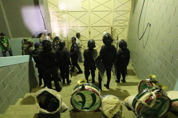 FOTOS: Un herido deja tiroteo a la barra de Marathón