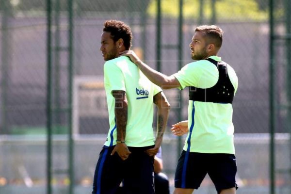 Fichajes: Bale y Neymar agitan el mercado; Bayern confirma altas y figura del Liverpool pide salir