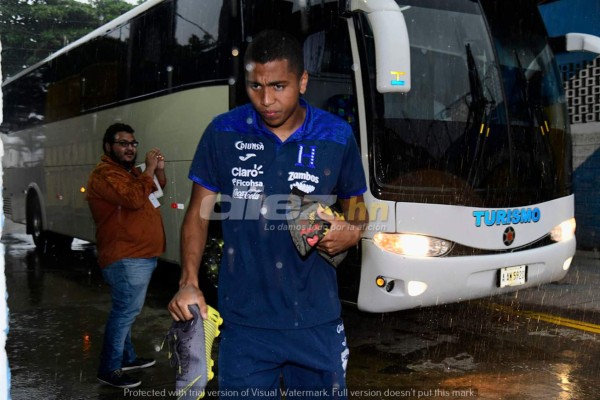 Fuerte lluvia, la esposa del legionario y el gimnasio; así entrenó la Selección