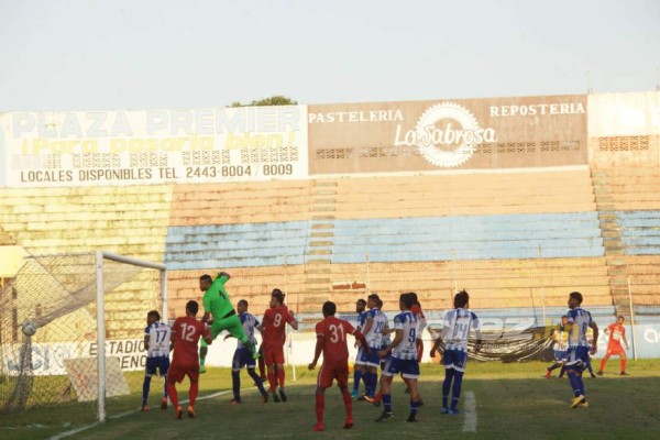 Triunfos claves provocan cuádruple empate en grupo 'B' de Liga de Ascenso