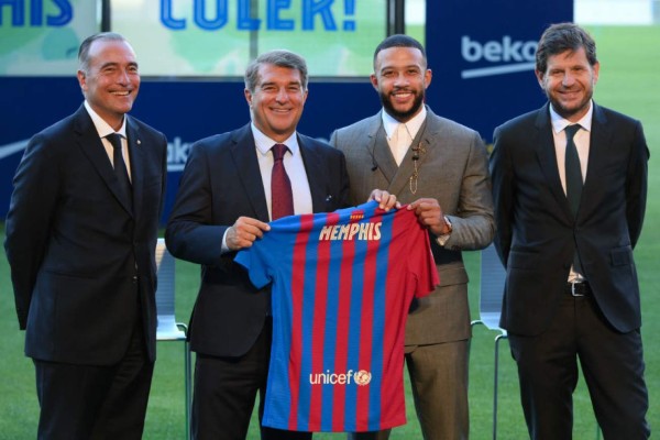 Presentado en Barcelona: Joyas, magia y el duro motivo por el que no lleva Depay en la espalda