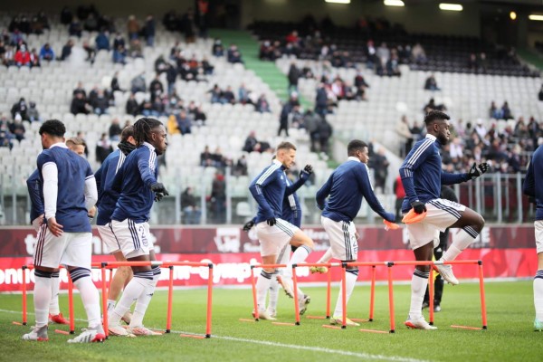 Agradeció a la afición y celebró como la 'panterita': Así vivió Alberth Elis su tercer gol en Francia &nbsp;&nbsp;