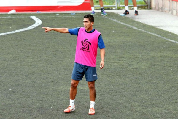 Agentes libres: Futbolistas sin equipo, a dos días de cerrarse el libro de pases en Honduras