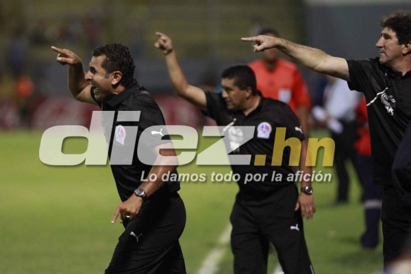 La mejores imágenes del clásico España Olimpia