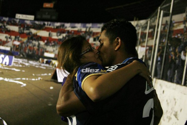 Las fotos que no habías visto de la final que le ganó Motagua a Saprissa en el Nacional