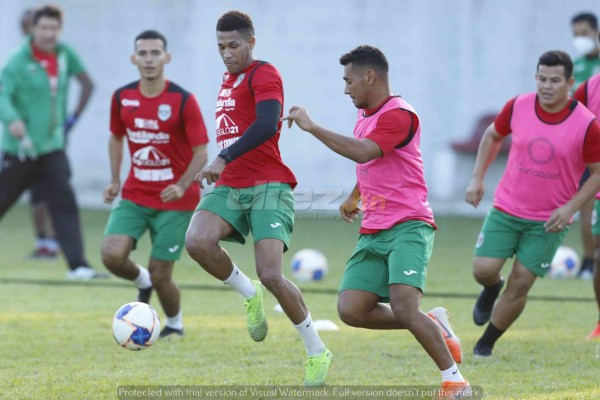 ¿Volvió Mario Berríos? Caras nuevas y la gran cantera de la que echará mano Héctor Vargas en Marathón