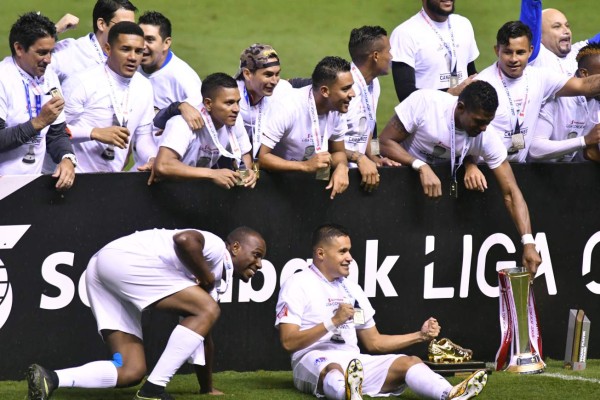 Así fue el enorme festejo de los jugadores del Olimpia luego de se campeones