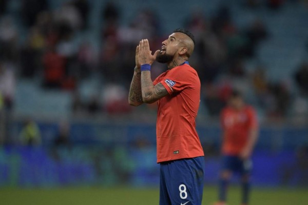 NO VISTE EN TV: Fiesta inca en Brasil; el dolor de Vidal y su novia impacta en el Chile-Perú