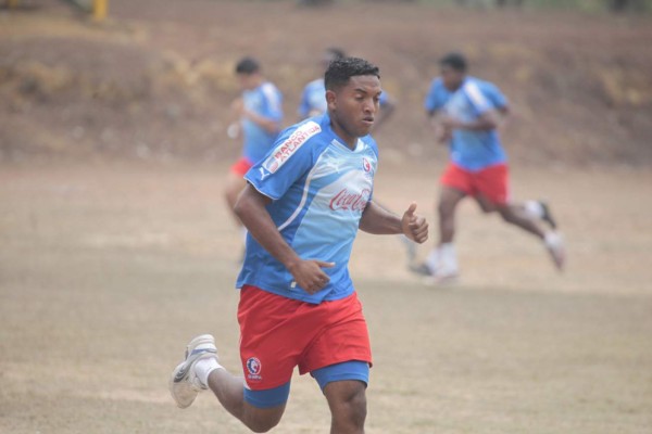 20 futbolistas hondureños con pasado en el Olimpia que quizá habías olvidado