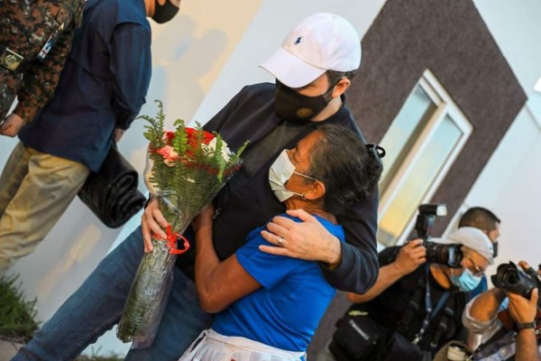 ¡Gran obra! Así son las viviendas que Nayib Bukele entregó a las familias afectadas por Eta y Iota &nbsp;&nbsp;&nbsp;