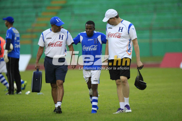 Marvin Chávez y la lesión que lo deja fuera de la Uncaf.