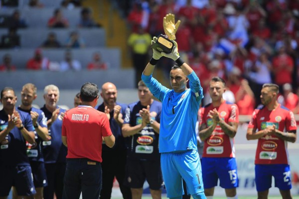 EN FOTOS: Así fue el homenaje que le dieron a Keylor Navas en Costa Rica