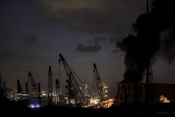 Lágrimas y muertos: Las impactantes nuevas imágenes de las explosiones en Beirut, Líbano