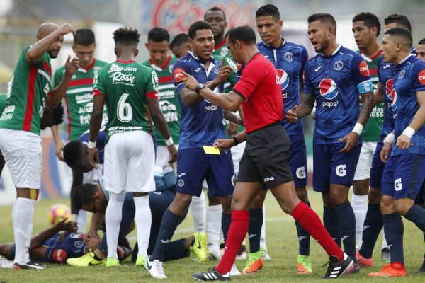 FOTOS: Así le quedó el rostro a Eddie Hernández tras el terrible golpe