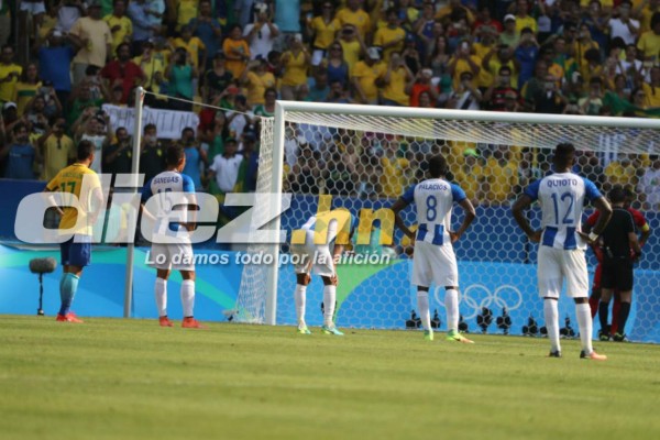 FOTOS: El lamento hondureño luego de la goleada ante Brasil en Río 2016