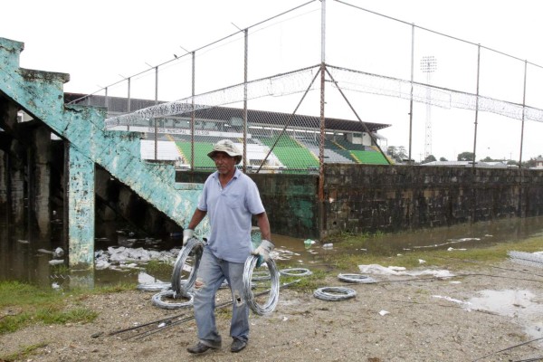 Estadio Excélsior se engalana para vivir su primera final del fútbol de Honduras