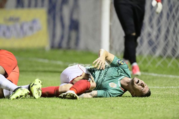 Afición reprende a Marathón; el irrespeto a Carlos Tábora y el descontrol de Obed Enamorado