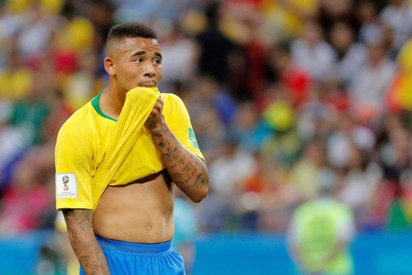 NO SE VIO EN TV: Desgarrador llanto de los brasileños; bronca entre Neymar y figura belga