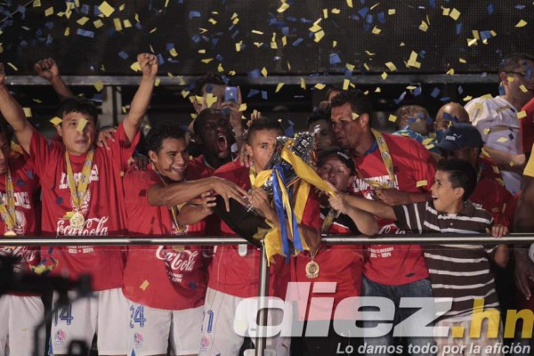 ¡Olimpia se corona campeón de Honduras!