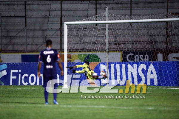 Las imágenes que no viste en televisión de la vibrante fecha 16