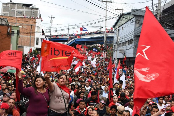 LOCURA: Así festejó Salvador Nasralla tras declararse como el próximo presidente de Honduras