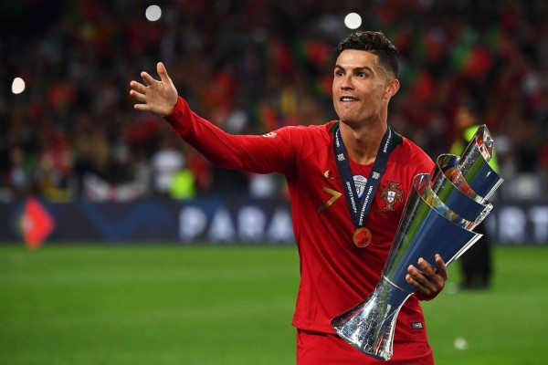 NO SE VIO EN TV: El polémico festejo, la tristeza de Van Dijk y el consejo de Cristiano &nbsp;&nbsp;