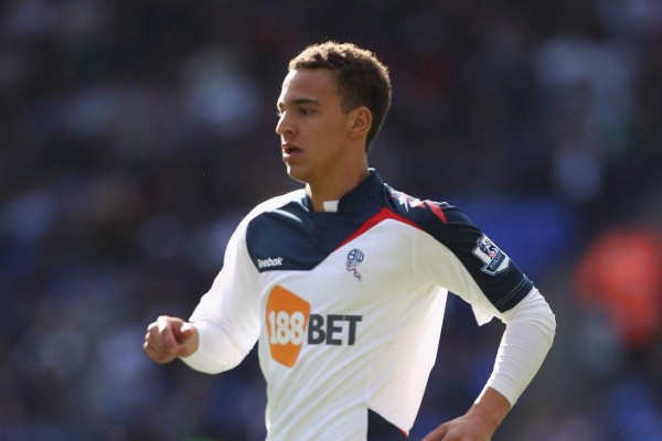 ¡Con un guatemalteco y un exMarathón! Grandes jugadores que pasaron por el Bolton inglés, club que podría desaparecer