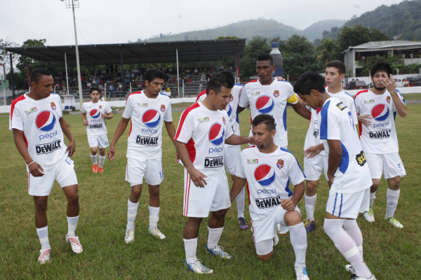 El Villanueva tropieza en Santa Bárbara contra Real Juventud