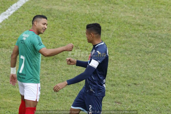 ¡No se vio en TV! Respeto total de excompañeros a Emilio Izaguirre, Diego en el muro y Garrido da el susto
