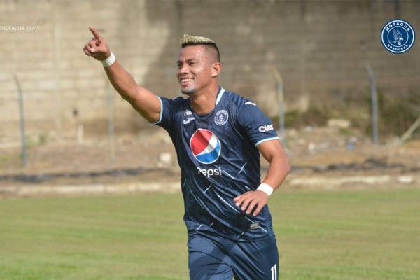 Con 9 variantes: Diego Vázquez y su modificada alineación para el Motagua vs Universitario por Liga Concacaf