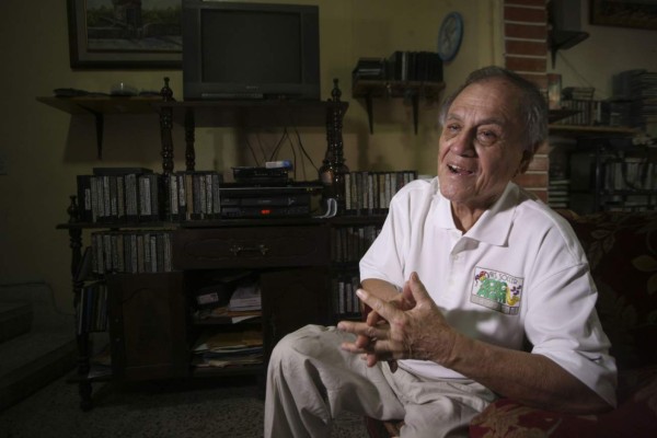 FOTOS: Así es la humilde y futbolera morada donde vive Chelato Uclés