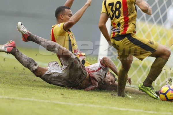 CURIOSAS: Lágrimas, frustración y el noble gesto del Real Sociedad en el Morazán