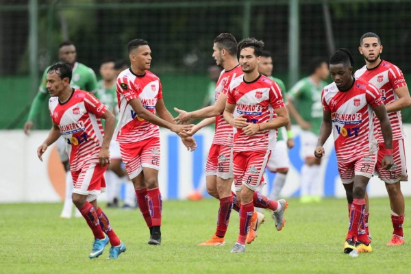 Fichajes: Pedro Troglio anuncia su futuro en Olimpia y hay tres bajas en Real España