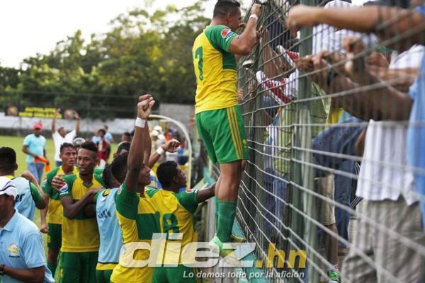 Dolor y felicidad en la final de Ascenso en Honduras