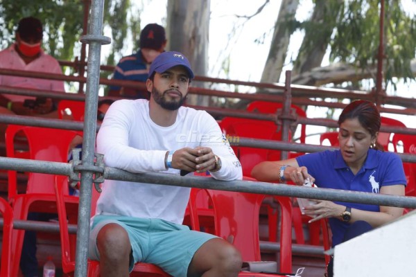 ¡Llenazo y belleza en La Ceiba! Victoria inunda de aficionados su sede en la final ante Génesis