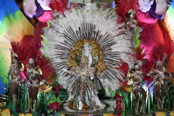 ¡Espectacular! Los brasileños clausuraron los Juegos Olímpicos de Río de forma magistral