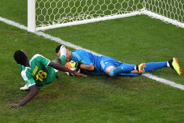 NO VISTE EN TV: ¿Y James Rodríguez? El festejo de Colombia y las lágrimas de Senegal