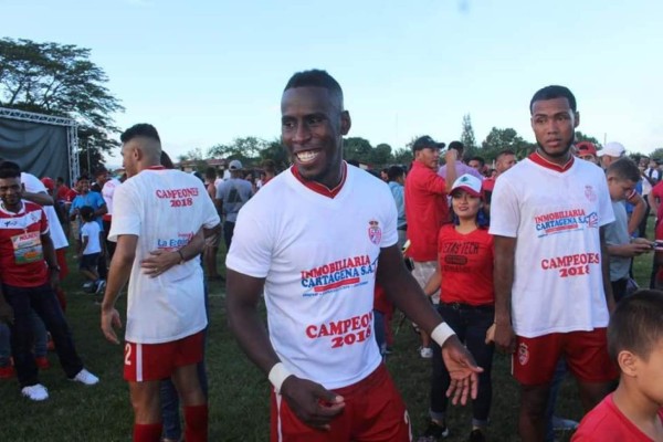 Los 12 jugadores de Real Sociedad que regresan a Liga Nacional