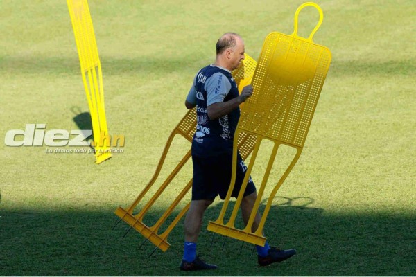 Tecnología y mucho trabajo: Así inicia la era de Fabián Coito con la Selección de Honduras