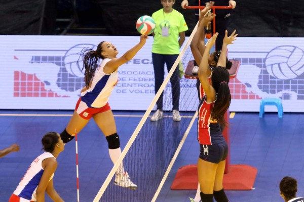 ¡Unas bellezas! Las chicas que participan en el Norceca 2018