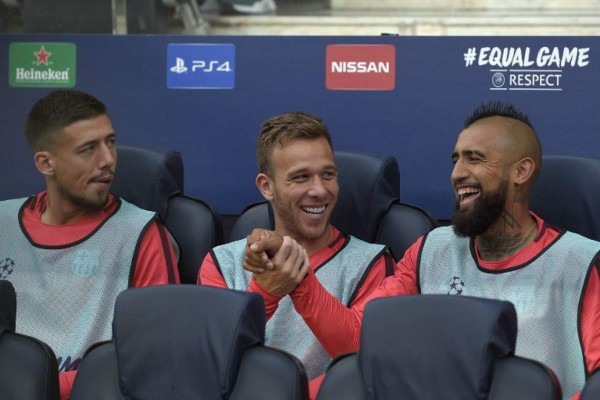 NO VISTE EN TV: Manía de Messi, toque de Valverde y el 'Trump' en la Champions