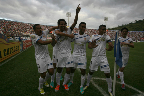 Olimpia busca el tricampeonato nacional