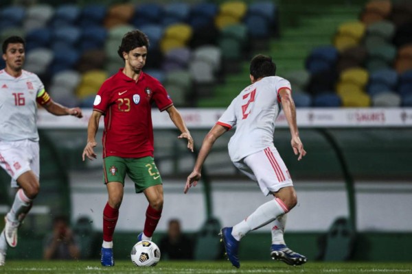 No se vio del Portugal-España: 'Fotón' de Sergio Ramos y Cristiano Ronaldo con regalo incluido