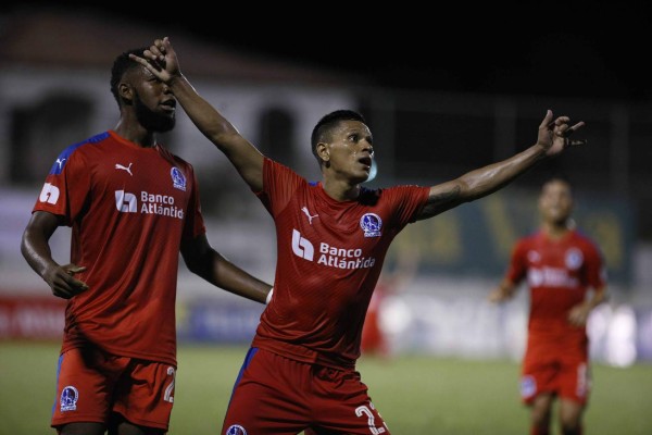 ¡AGRESIVO! El 11 del Olimpia con el que buscará la remontada del título