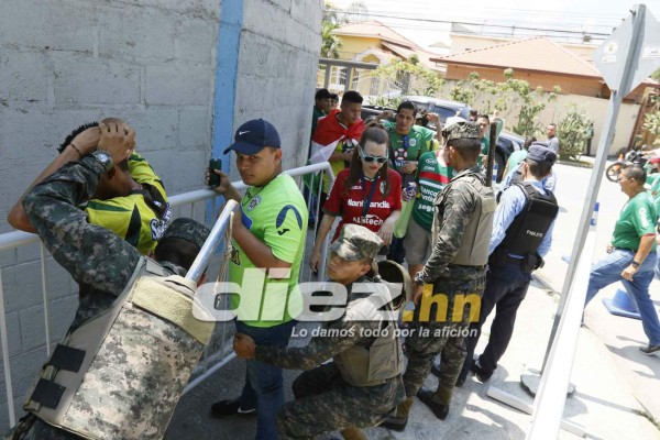 EN FOTOS: Tremendo ambiente en el Yankel para el Marathón-Real España