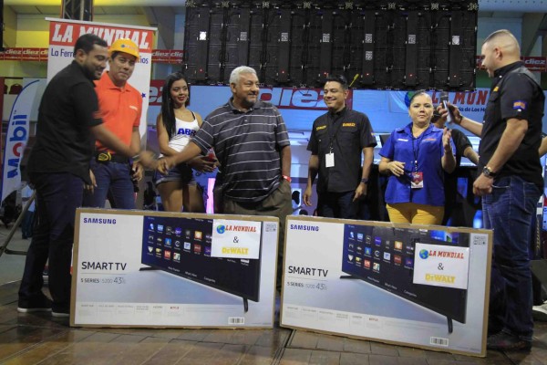 Hondureños vibraron la final de Rusia 2018 en estadio virtual de DIEZ