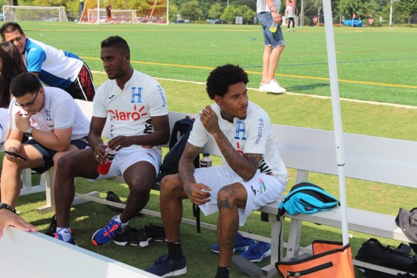 Las imágenes del entreno de Honduras y El Salvador previo a la batalla en Houston