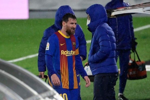 La frustración en la salida de Messi y la foto de Piqué que provoca la burla de todo el madridismo