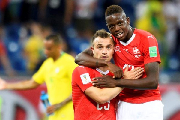 NO SE VIO EN TV: El terrible dolor de Neymar, las 'garotas' y la famosa selfie en el Brasil-Suiza