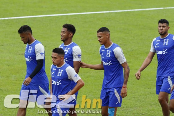 Reconciliación entre Kervin Arriaga y Diego Rodríguez: El entrenamiento de Honduras con la llegada de nuevos integrantes
